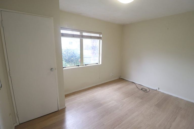 Photo of property in 32 Galaxy Drive, Mairangi Bay, Auckland, 0630