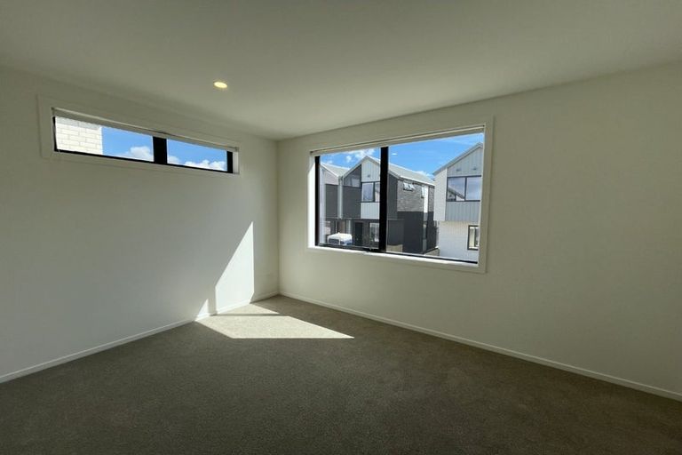 Photo of property in 7/23 Makomako Drive, Orewa, 0931