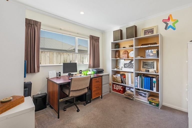 Photo of property in 14 Woodland Grove, Wainuiomata, Lower Hutt, 5014