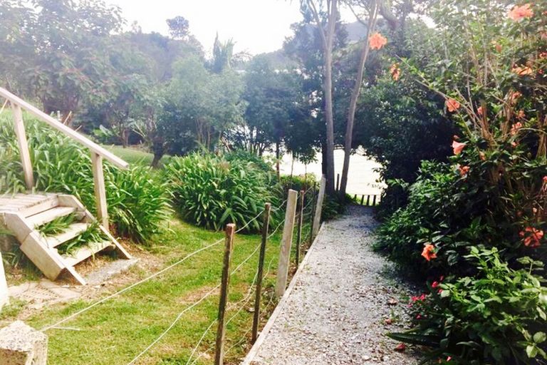 Photo of property in 2394 Whangarei Heads Road, Whangarei Heads, Whangarei, 0174