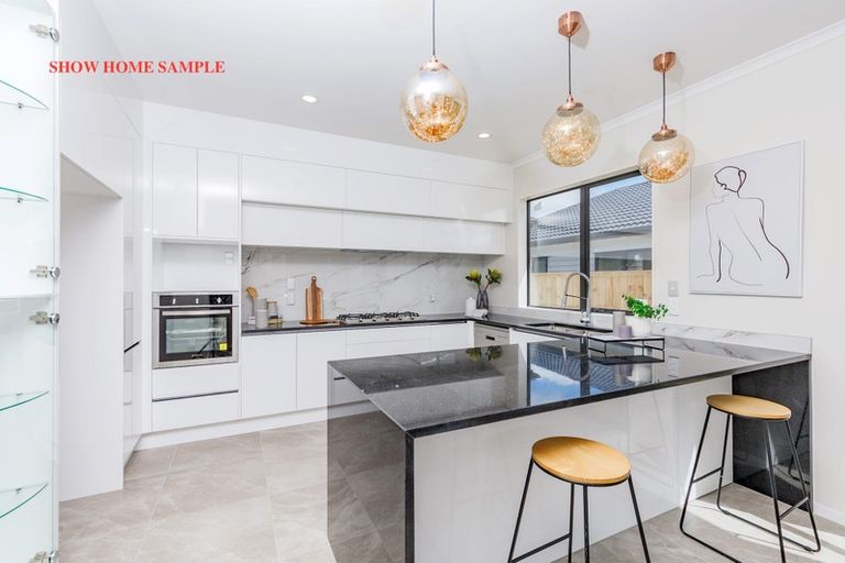 Photo of property in 9 Dida Park Drive, Kumeu, 0810