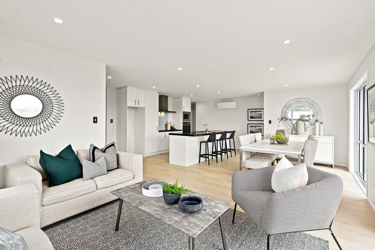 Photo of property in 20 Waititiro Rise, Stanmore Bay, Whangaparaoa, 0932