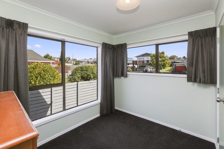 Photo of property in 13 Virginia Place, Whalers Gate, New Plymouth, 4310