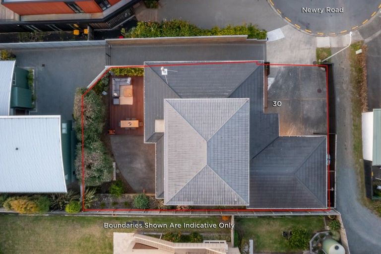 Photo of property in 30 Newry Road, Raumati Beach, Paraparaumu, 5032