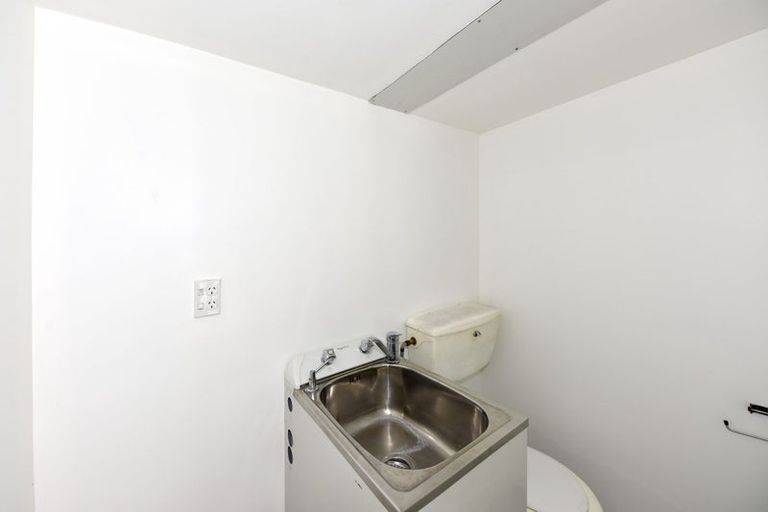 Photo of property in 1/84 Picton Avenue, Riccarton, Christchurch, 8011