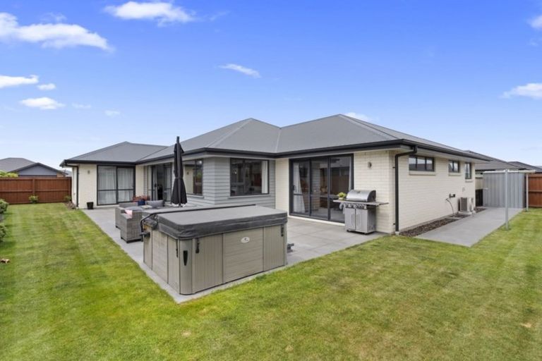 Photo of property in 62 Georgina Street, Marshland, Christchurch, 8083