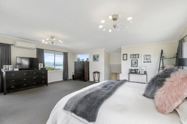 Photo of property in 7 Acacia Avenue, Maungaraki, Lower Hutt, 5010