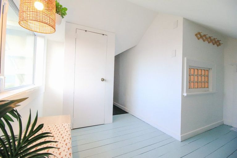 Photo of property in 25 Burrows Street, Bluff, 9814