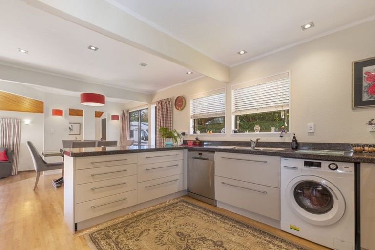 Photo of property in 4 Blackmore Drive, Lynmore, Rotorua, 3010