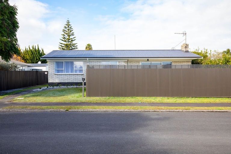 Photo of property in 3 Arkle Place, Nawton, Hamilton, 3200