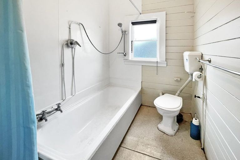 Photo of property in 232 Grey Street, Palmerston North, 4414