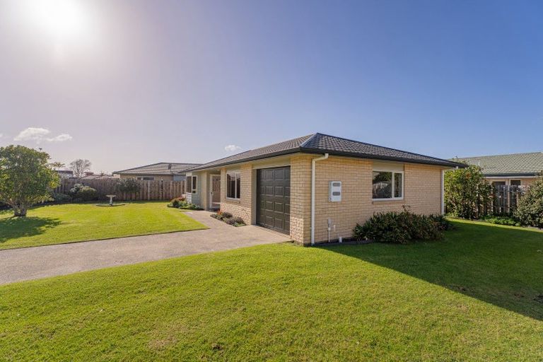 Photo of property in 8 Seascape Avenue, Whitianga, 3510