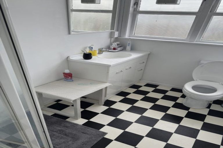 Photo of property in 5 Frandi Street, Thorndon, Wellington, 6011