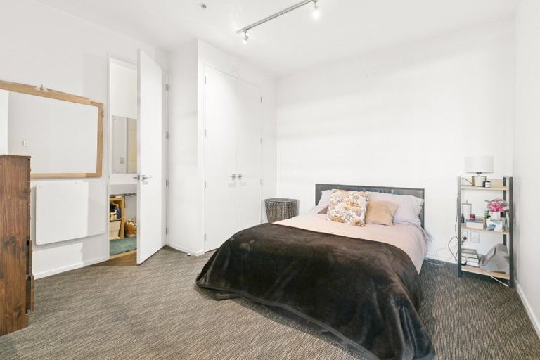Photo of property in Vespa Apartments, 408/20 Hanson Street, Mount Cook, Wellington, 6021