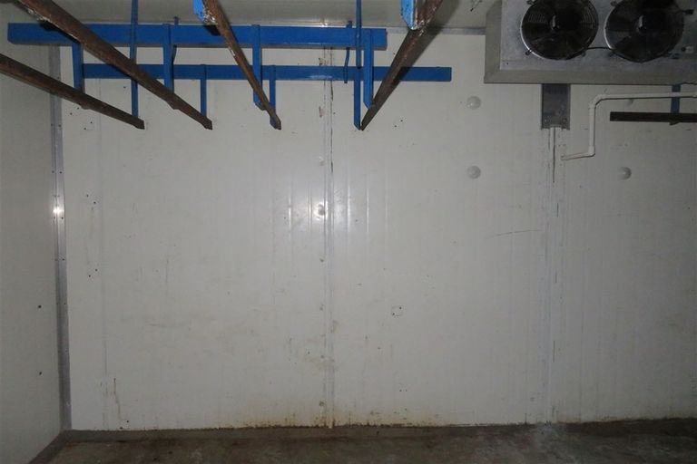 Photo of property in 28 Huron Street, East Gore, Gore, 9710