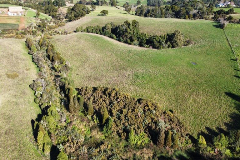 Photo of property in Pukekohe Road East, Pukekohe East, Pukekohe, 2677