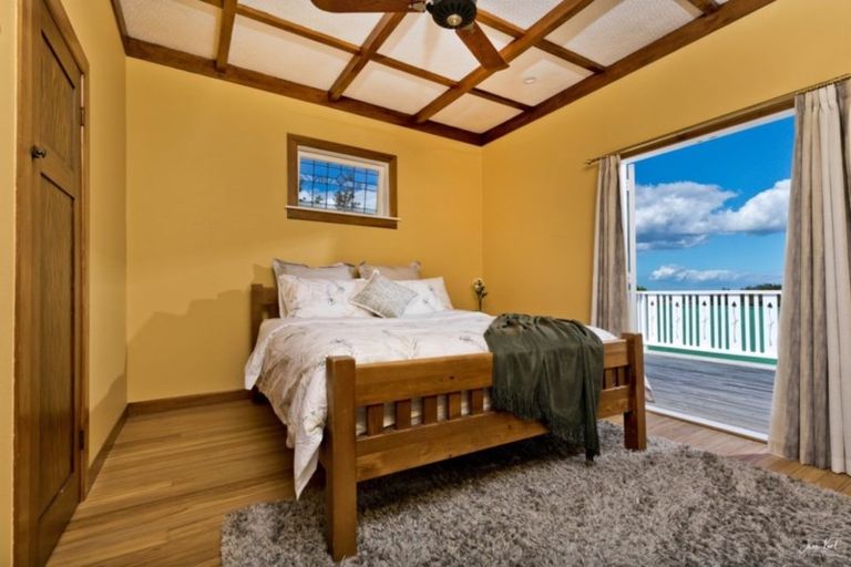 Photo of property in 81 Burns Lane, Kumeu, 0892