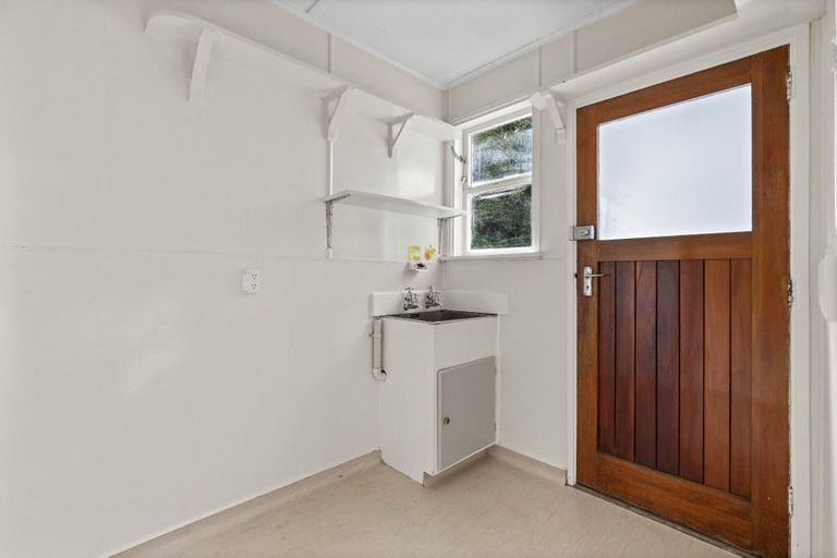 Photo of property in 18 Stamford Place, Lansdowne, Masterton, 5810