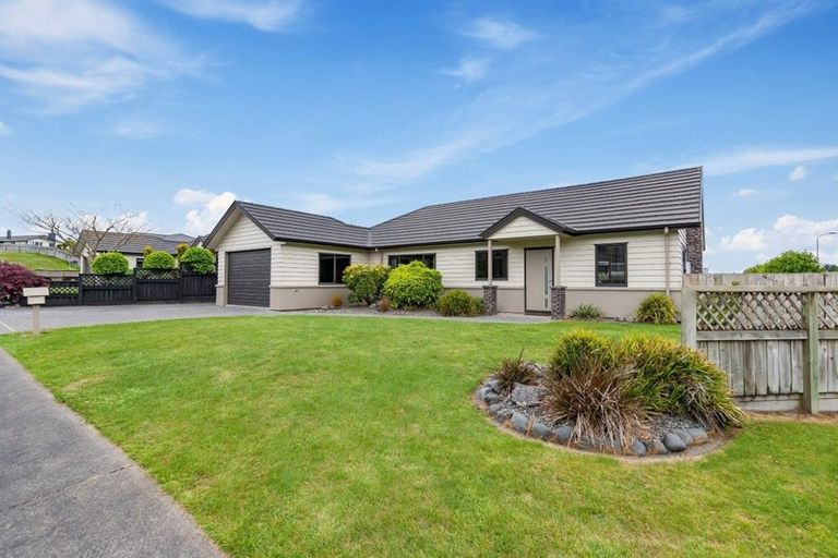 Photo of property in 1 The Moorings, Two Mile Bay, Taupo, 3330