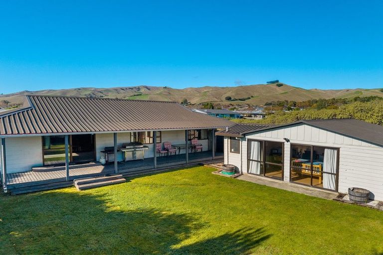 Photo of property in 16 Faulkland Drive, Witherlea, Blenheim, 7201
