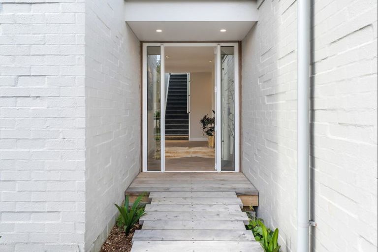 Photo of property in 6 Maeha Drive, Matakana, 0985