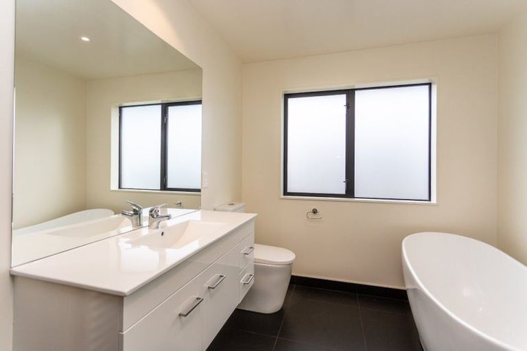 Photo of property in 39 Lock Crescent, Kaiapoi, 7630