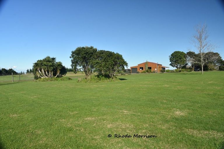 Photo of property in 986 Tinopai Road, Tinopai, Matakohe, 0593