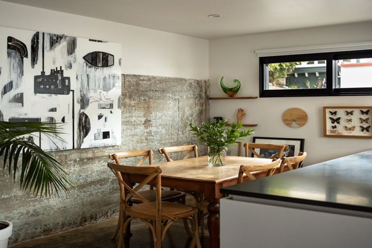 Photo of property in 1 Port Street, Mount Victoria, Wellington, 6011