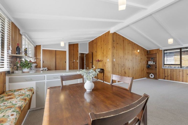 Photo of property in 14 Walsh Road, Westown, New Plymouth, 4310