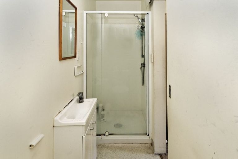 Photo of property in 20/1 Briar Way, New Lynn, Auckland, 0600