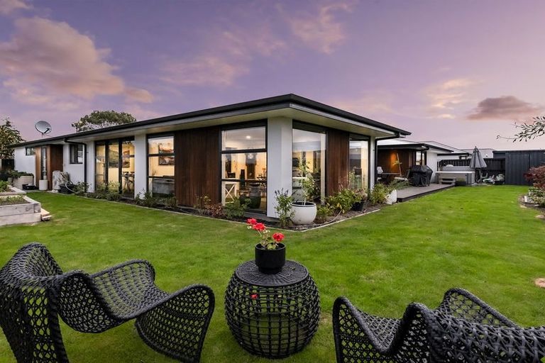 Photo of property in 10 Verdeco Boulevard, Lincoln, 7608