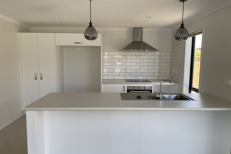 Photo of property in 75 Hills View Drive, Papamoa, 3118