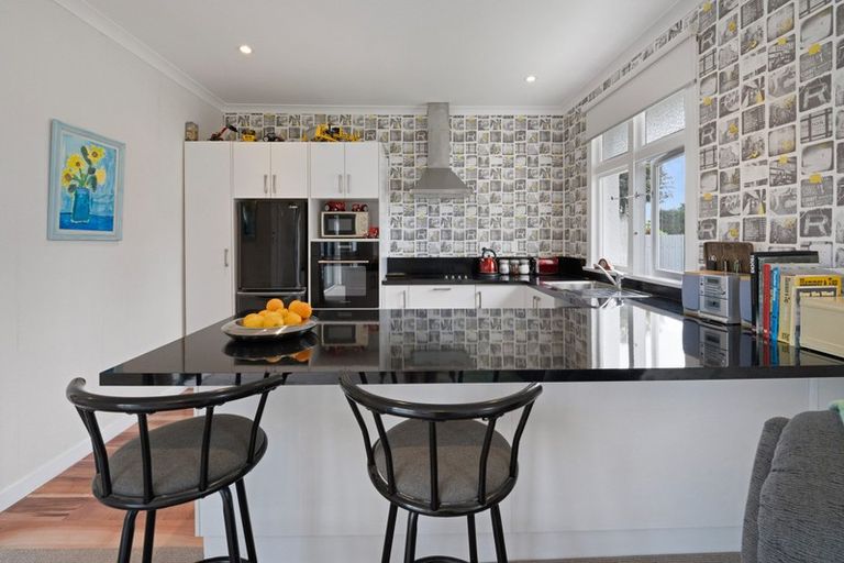 Photo of property in 69 Turner Street, Edendale, 9825