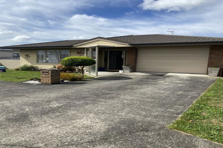 Photo of property in 14 Rugby Street, Levin, 5510
