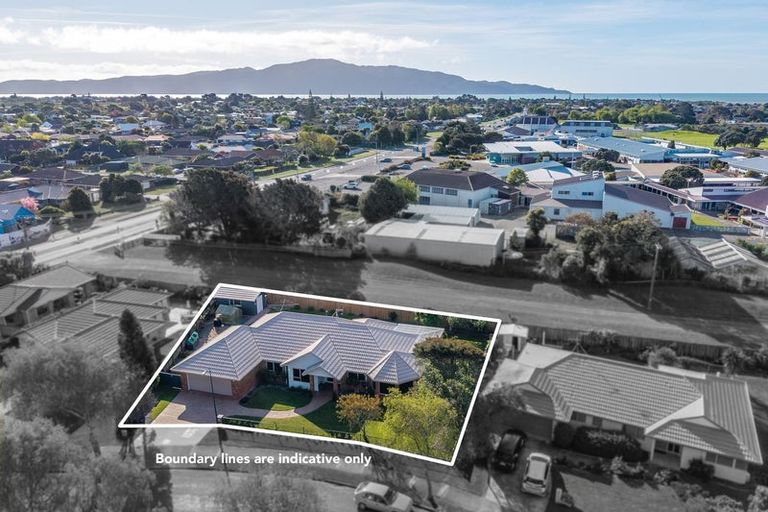 Photo of property in 3 Stella Court, Paraparaumu, 5032