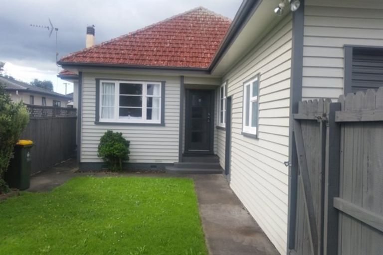Photo of property in 1/13 Russell Road, Manurewa, Auckland, 2102