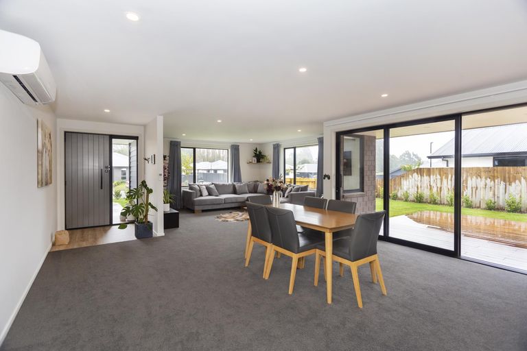 Photo of property in 14 Avoca Drive, Waiareka Junction, Oamaru, 9401