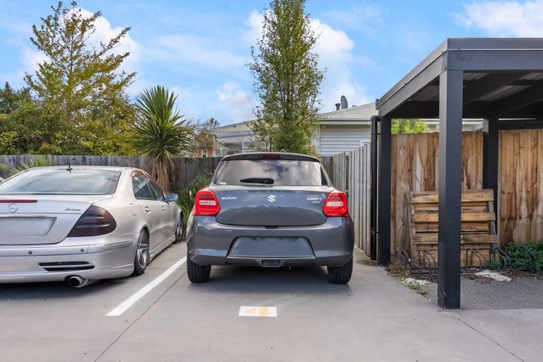 Photo of property in 4/61 Peverel Street, Riccarton, Christchurch, 8041