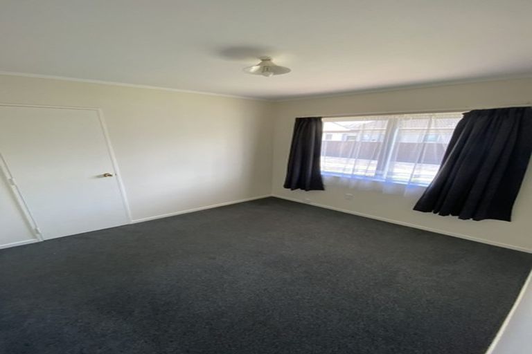 Photo of property in 1/52 Kenderdine Road, Papatoetoe, Auckland, 2025