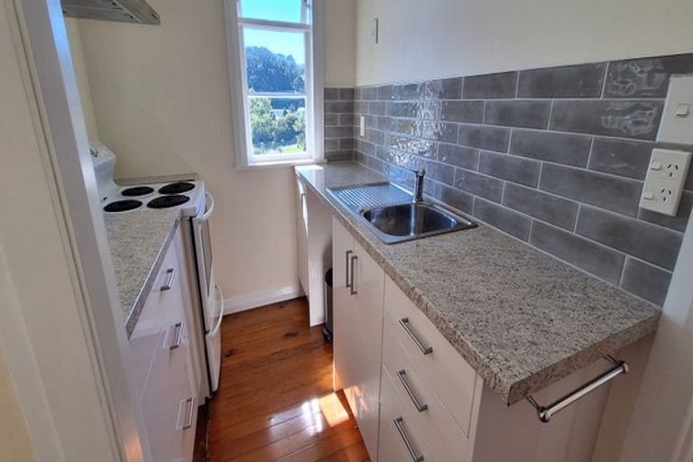 Photo of property in 4 Baden Road, Hataitai, Wellington, 6021