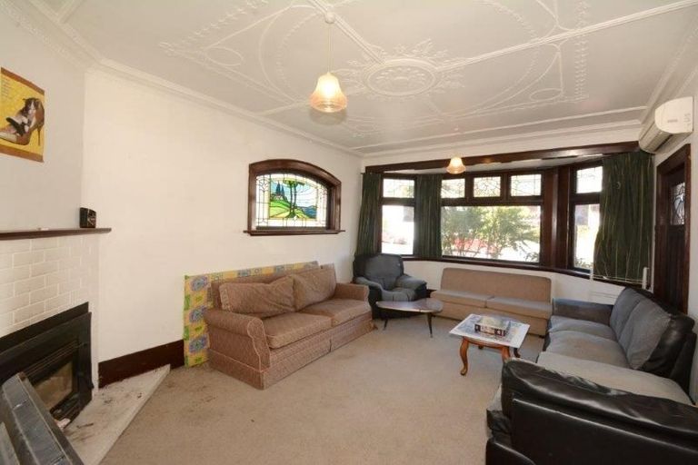 Photo of property in 1 Crown Street, North East Valley, Dunedin, 9010