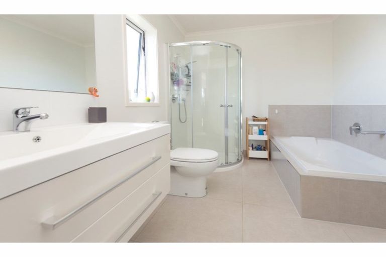 Photo of property in 11 Buccaneer Court, Gulf Harbour, Whangaparaoa, 0930