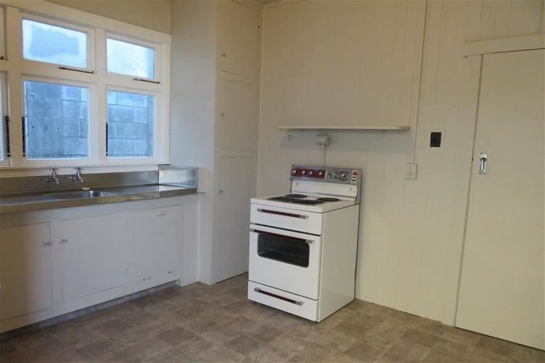 Photo of property in 402c Queen Street East, Hastings, 4122