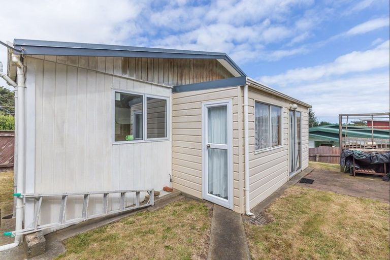Photo of property in 636 Waitarere Beach Road, Waitarere Beach, Levin, 5510