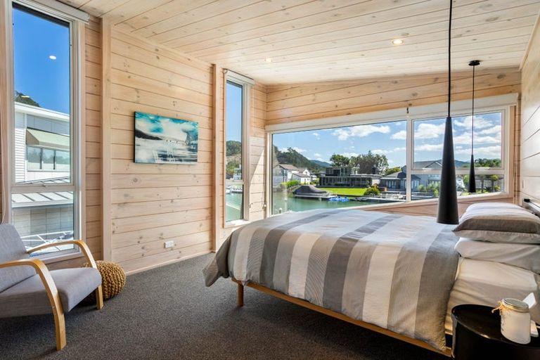 Photo of property in 527 Waterways Parade, Pauanui, Hikuai, 3579