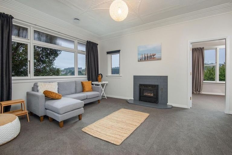 Photo of property in 10 Scotland Terrace, Green Island, Dunedin, 9018
