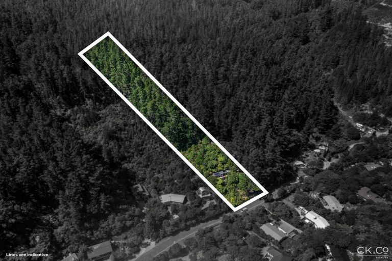 Photo of property in 159 Pinehaven Road, Pinehaven, Upper Hutt, 5019