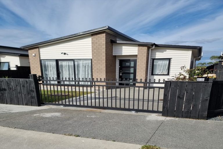 Photo of property in 53 Sapwood Crescent, Takanini, 2110