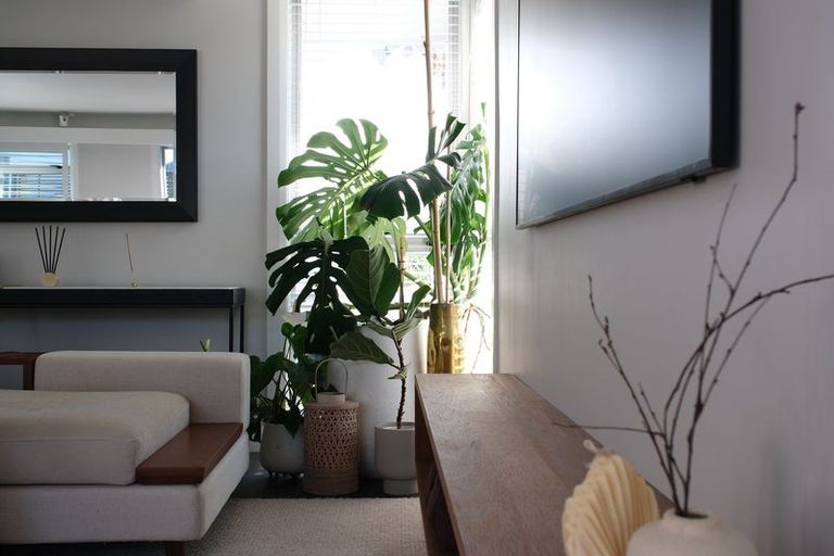 Photo of property in 12a Hinton Place, Weymouth, Auckland, 2103