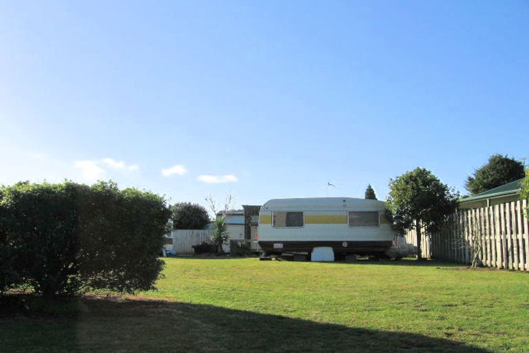 Photo of property in 4 Martin Place, Cooks Beach, Whitianga, 3591